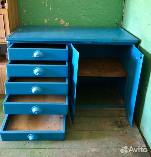 Слесарный верстак металлический