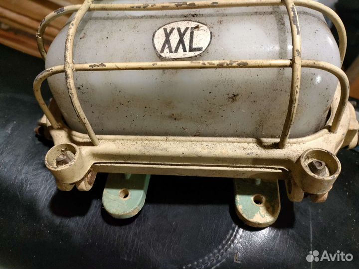 Светильник судовой