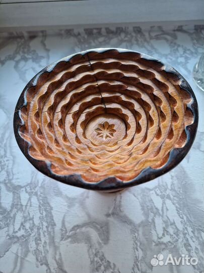 Деревянная вазочка, зеркало