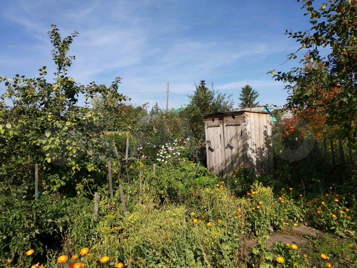 Дача 20 м² на участке 6 сот.