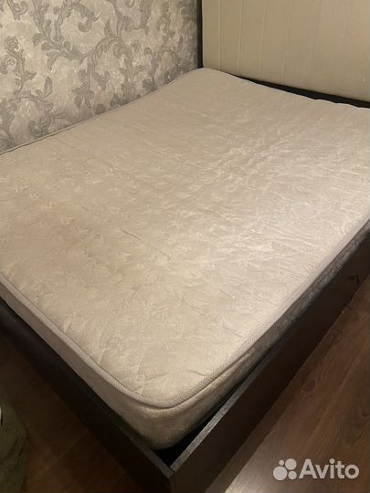 Матрас 160 200 бу