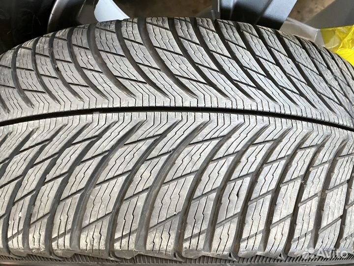 R19 Michelin Alpin 5 245/45, PCD 5x112 DIA 66.6