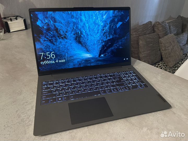 Ноутбук lenovo