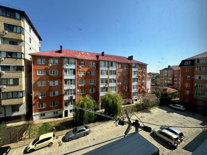 1-к. квартира, 40 м², 4/5 эт.