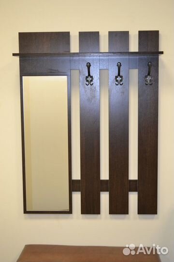 Вешалка для одежды, настенная