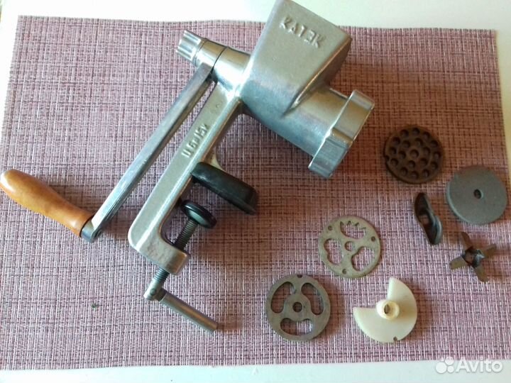 Мясорубка ручная