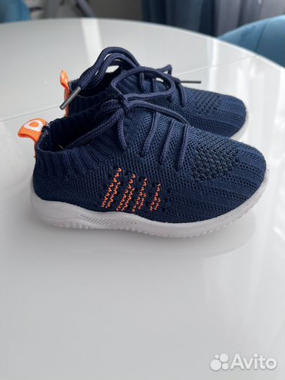 Кроссовки летние детские (23 размер)