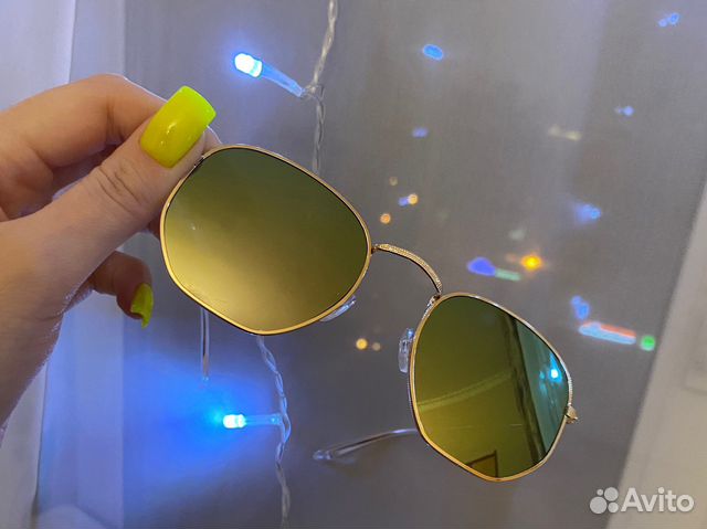 Очки солнцезащитные в ассортименте