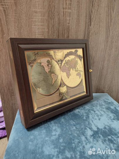 Ключница настенная