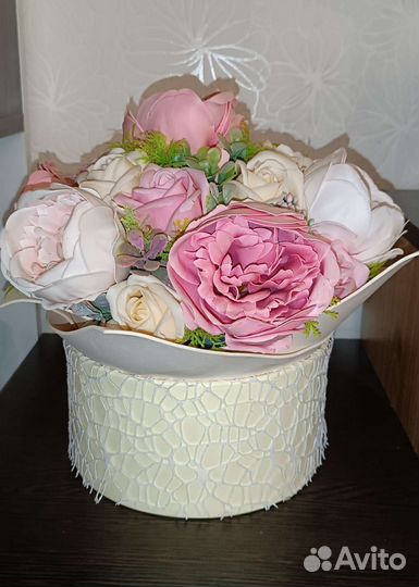 Цветочный светильник