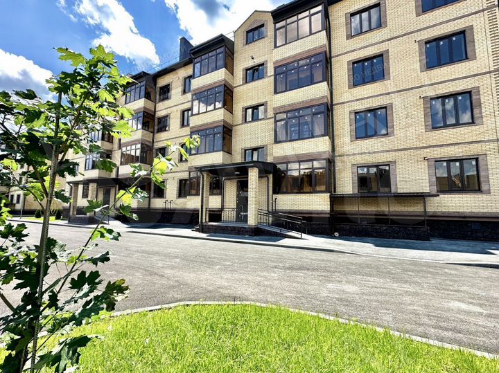 2-к. квартира, 64 м², 2/4 эт.