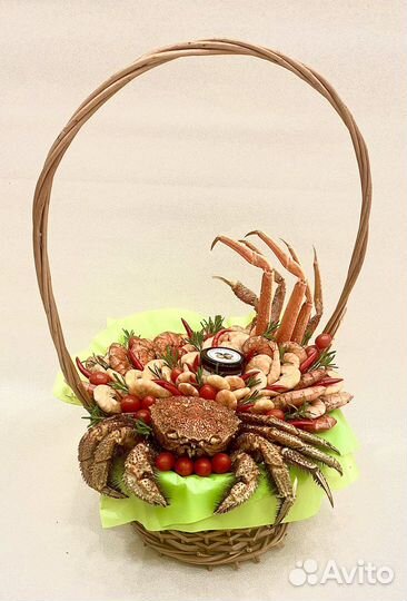 Подарочный ящик, мужской букет на заказ, Раки варе