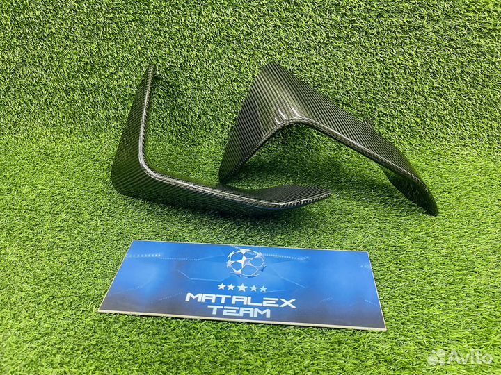 Вставки в передний бампер BMW F80, MP сухой карбон
