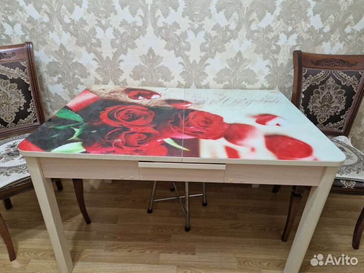 Кухонный стол раскладной