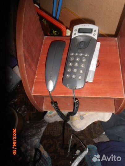 Стационарный телефон, полочка под телефон