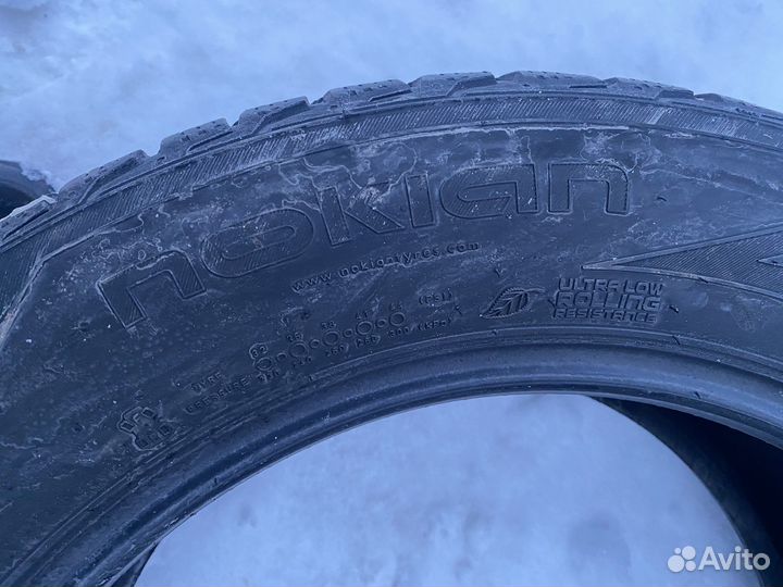 Nokian Tyres Hakkapeliitta R2 235/55 R17 103R