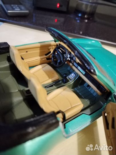 Коллекционная модель порше 1 18