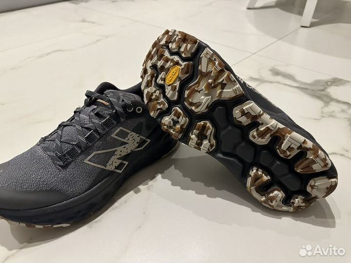 Кроссовки мужские new balance орогинал 41.5