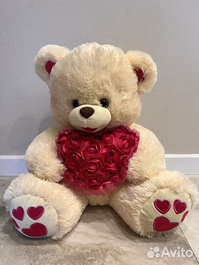 Большие плюшевые медведи