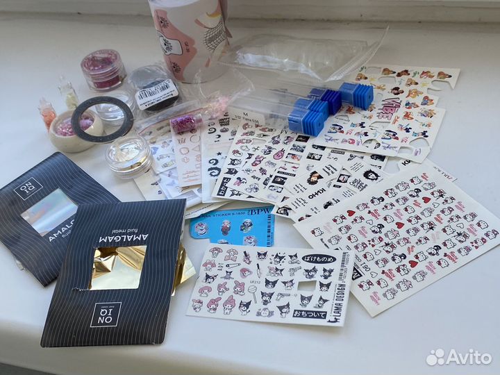 Слайдеры для ногтей, декор