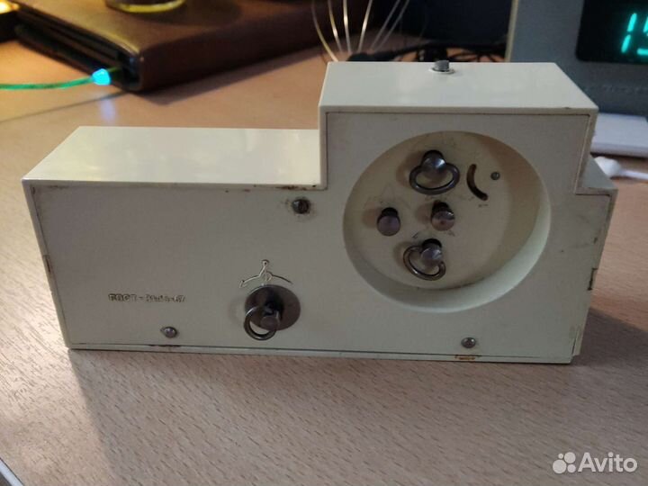 Настольные часы