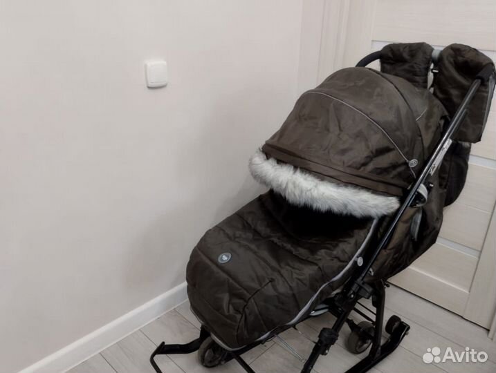 Санки коляска с выдвижными колесами
