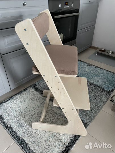 Детский растущий стул