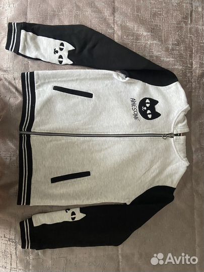 Спортивный костюм