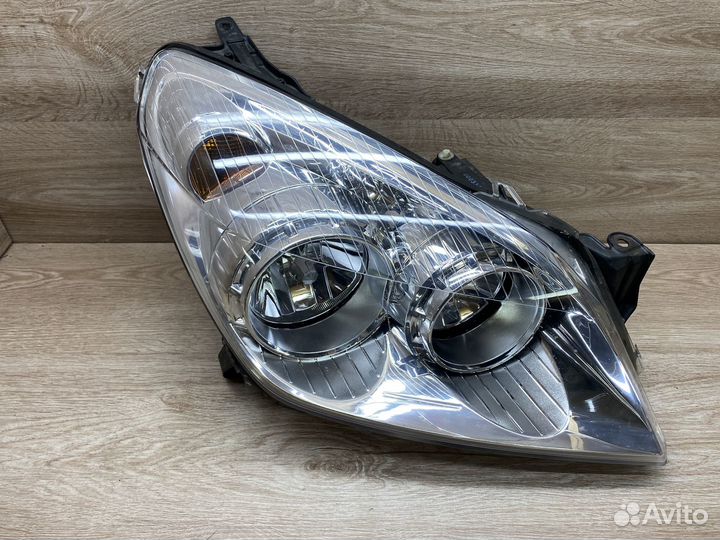 Фара передняя правая Opel Astra H рестайлин 142690