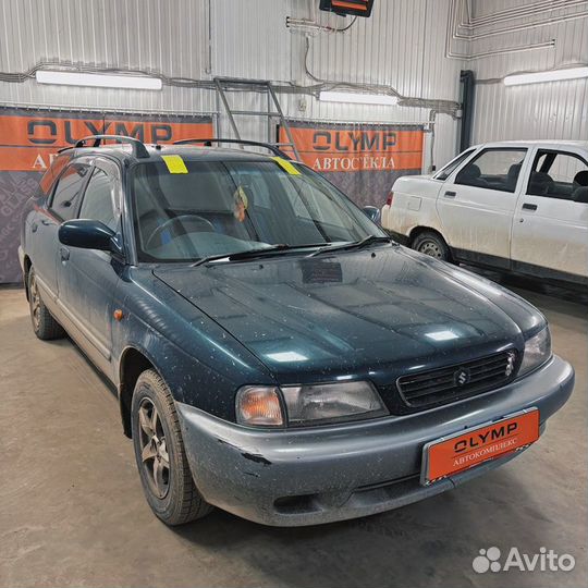 Стекло лобовое переднее Suzuki Cultus GC21W G15A