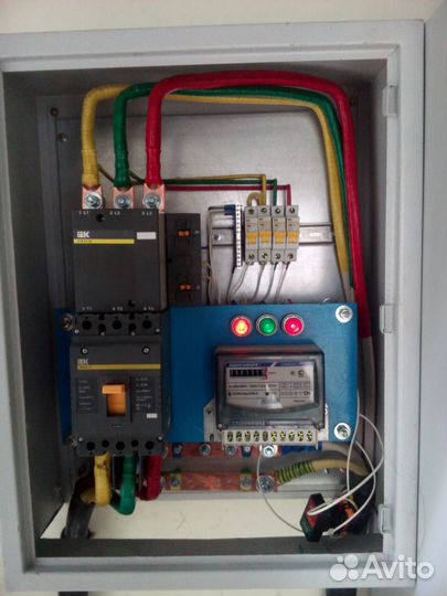 Услуги электрика. Квалифицированный электрик