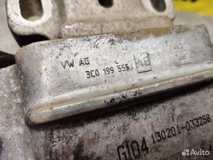 Подушка кпп Volkswagen Passat Variant B7 365 CCZ