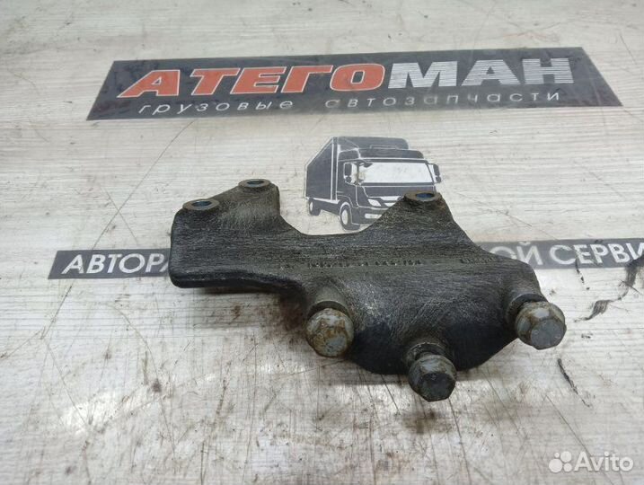 Кронштейн кулисы Mercedes-Benz Atego OM 906 LA