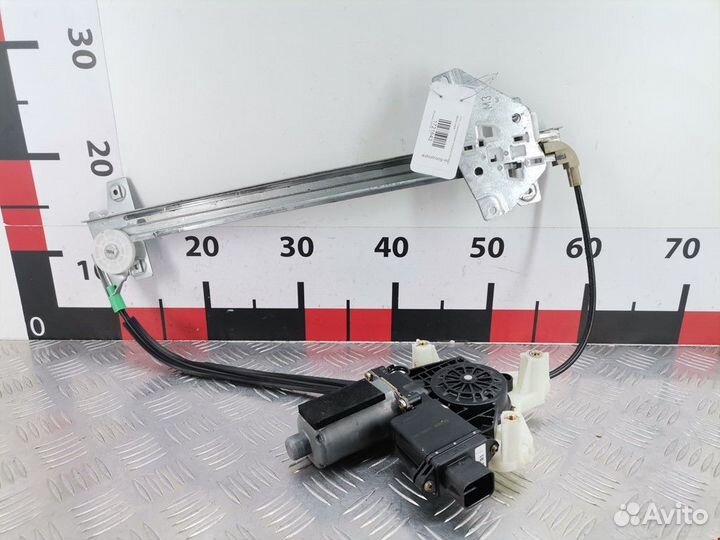 Стеклоподъемник электрический задний левый