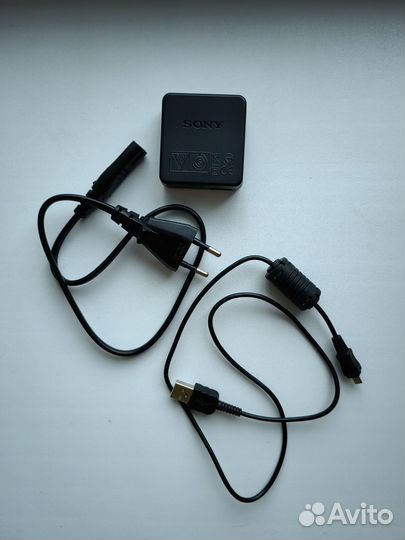 Компактный цифровой фотоаппарат