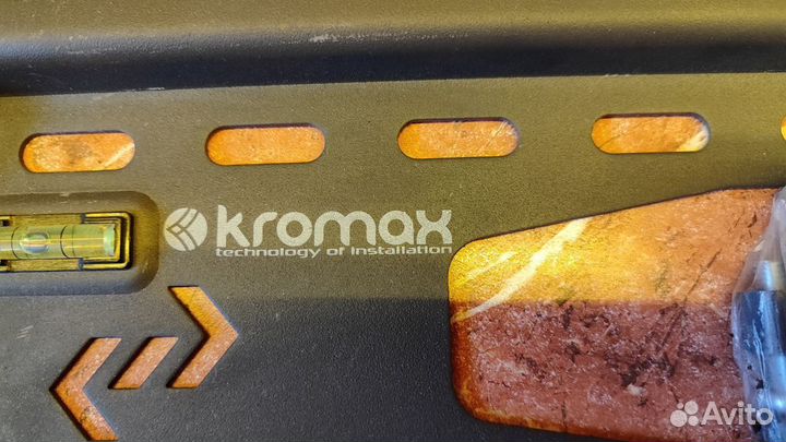 Кронштейн для тв Kromax