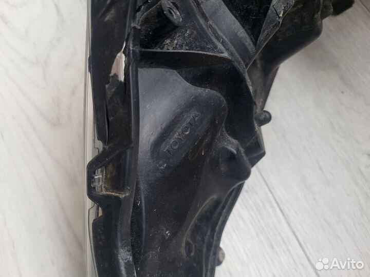Фара Toyota rav4 2012-2015