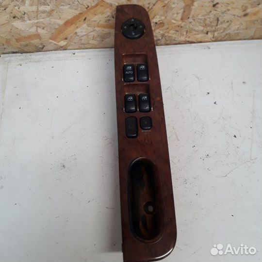 Блок управления стеклоподъемниками в сборе