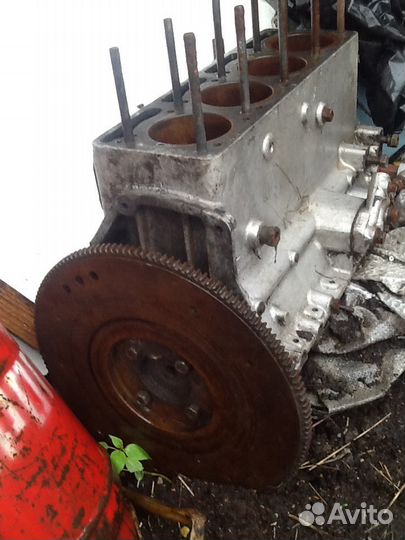 Блок двигателя 417