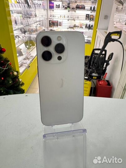 iPhone 15 Pro, 128 ГБ