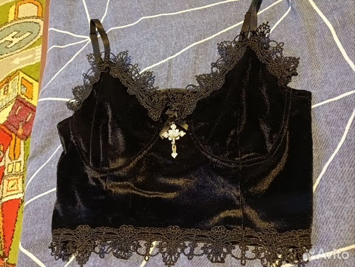 Черный топ готический эмо