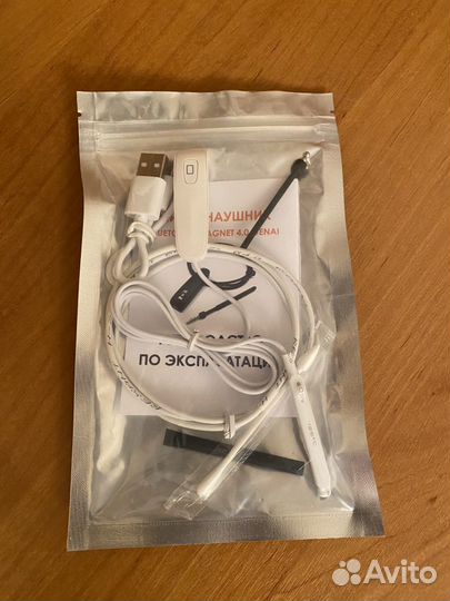 Bluetooth Микронаушник с кнопкой ''пищалкой''