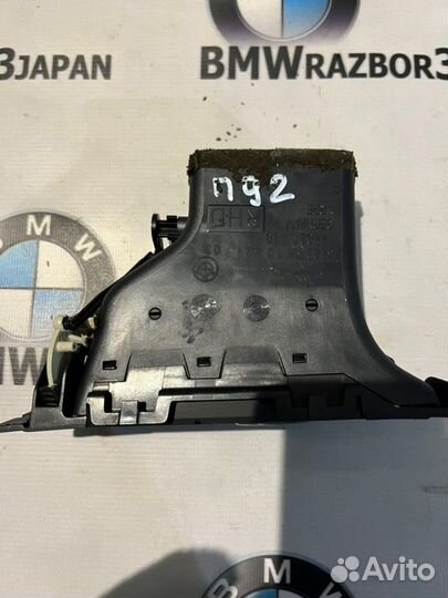 Воздуховод салона правый Bmw E90 седан N46B20 2009