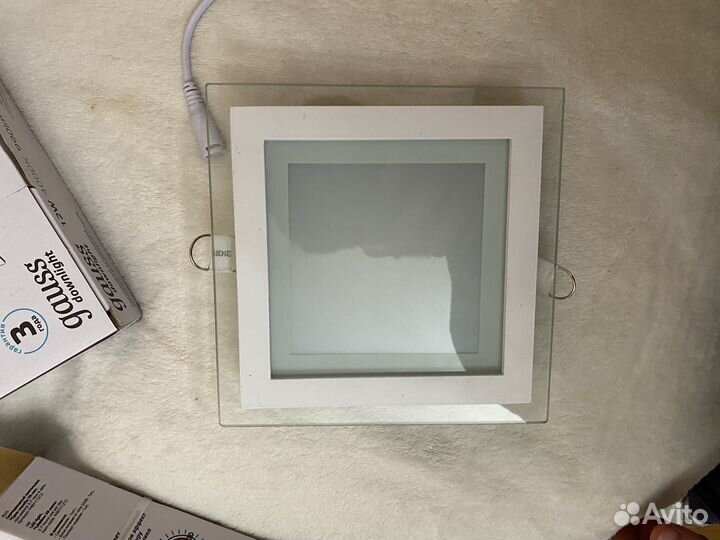 Светильник встраиваемый