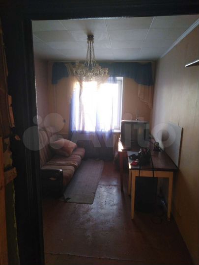 Комната 12 м² в 5-к., 3/5 эт.