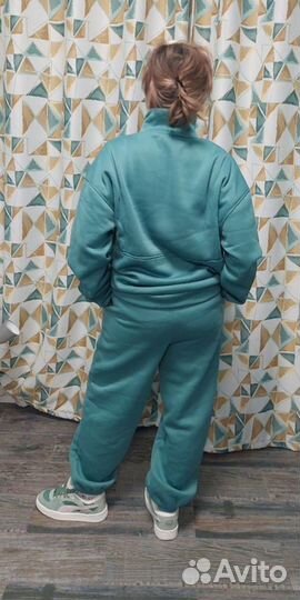 Костюм спортивный женский