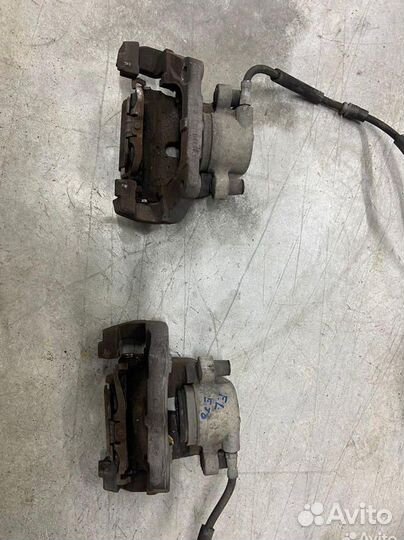 Суппорт Тормозной Передний Правый/Левый.BMW X5