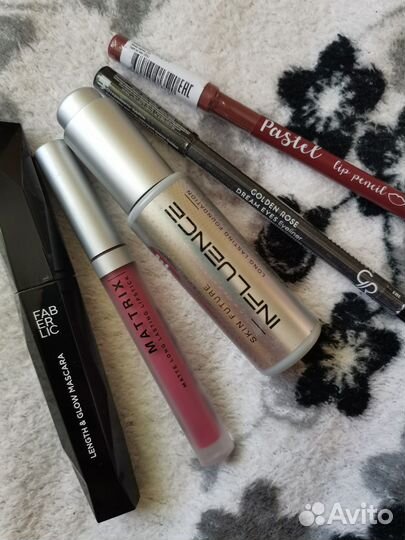 Набор декоративной косметики