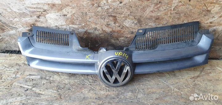 Решетка радиатора Volkswagen Golf V 2003-2009