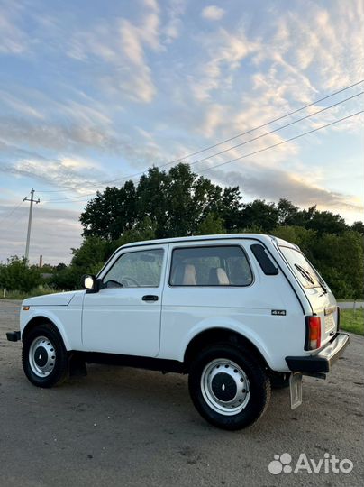 LADA 4x4 (Нива) 1.7 МТ, 2011, 199 000 км